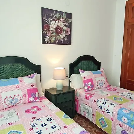 Apartment Tropicana Gandia - Alquiler Solo Familias